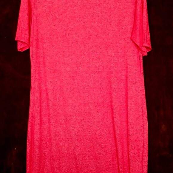 LuLaRoe T-shirt dress with gray trim size (XL) but fits more like a M/L - Picture 1 of 4